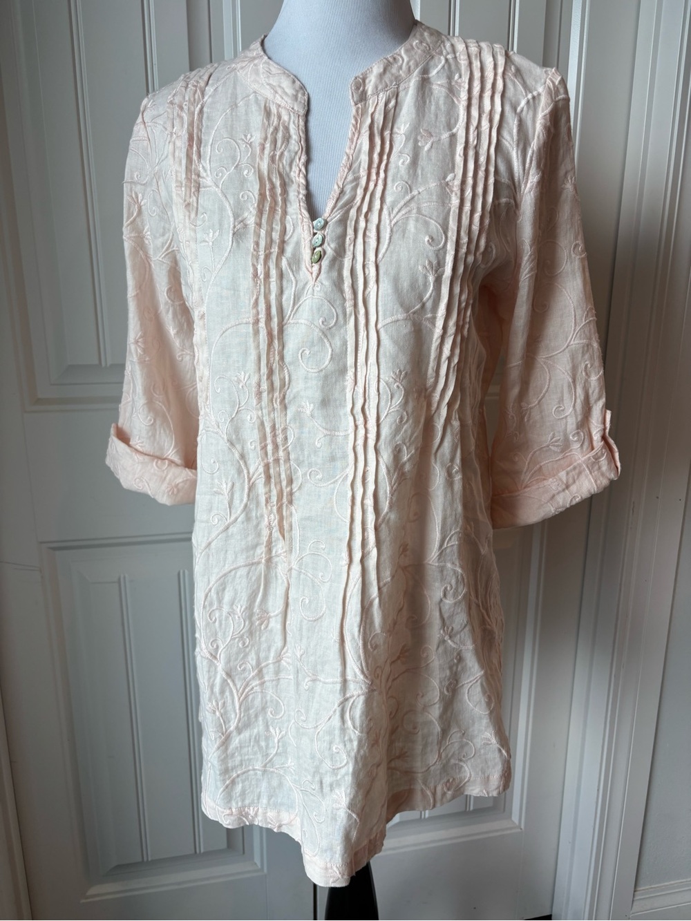 Marina Luna Blush Embroidered Tunic Blouse – Size Medium